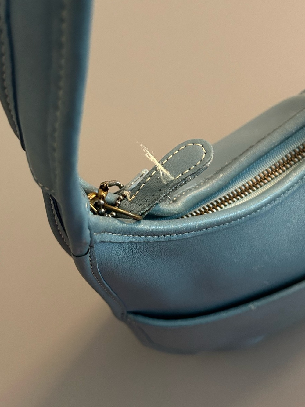 Glacier blue Vintage Coach Ergo Pocket Zip Bag 9033 - Picture 2 of 11